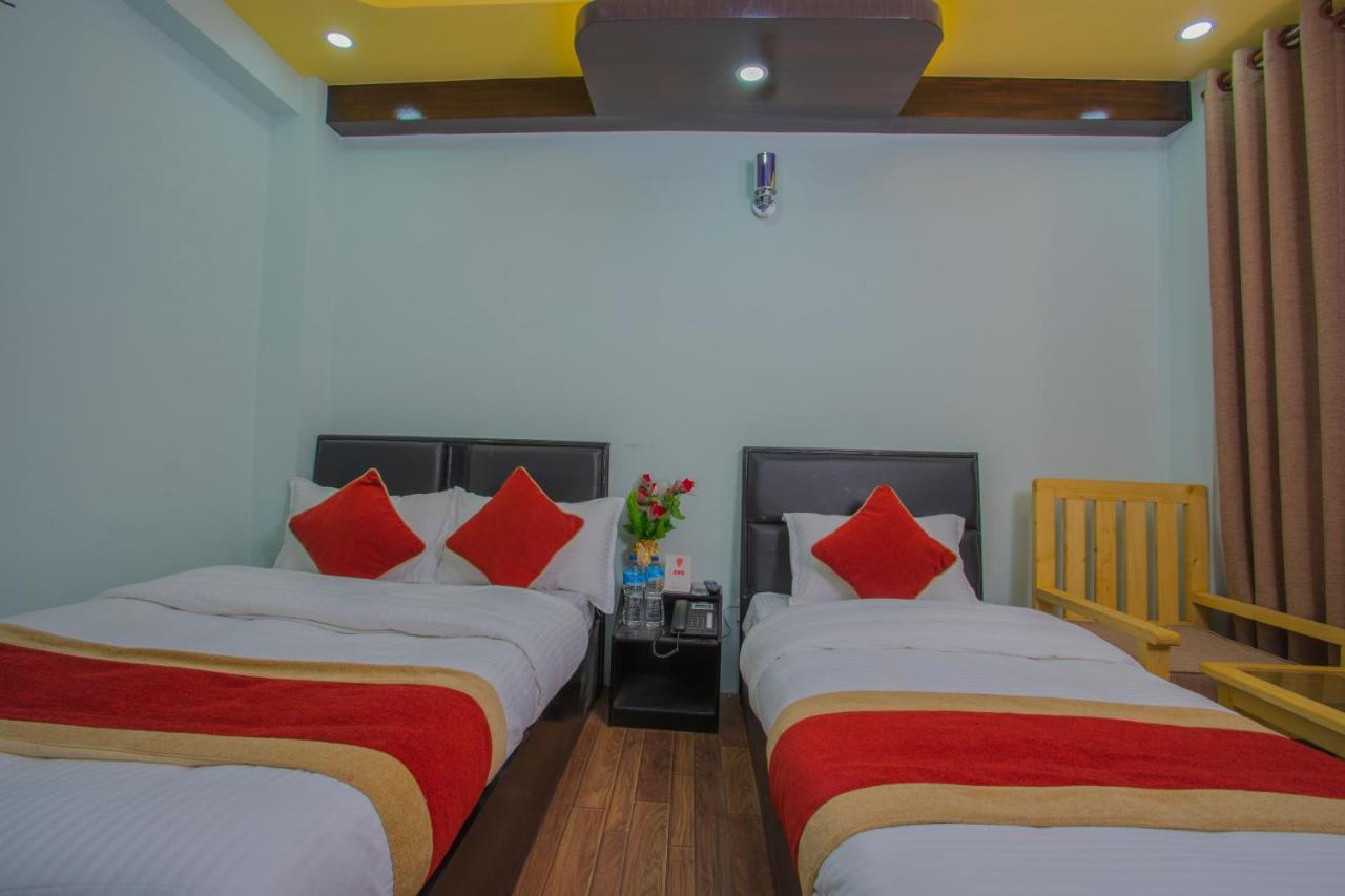 Oyo 260 Hotel Cultural Inn Катманду Экстерьер фото
